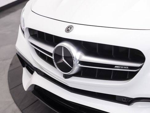 Used 2019 Mercedes-Benz E 63 AMG S image 4