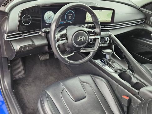 Used 2024 Hyundai Elantra Limited FWD image 10