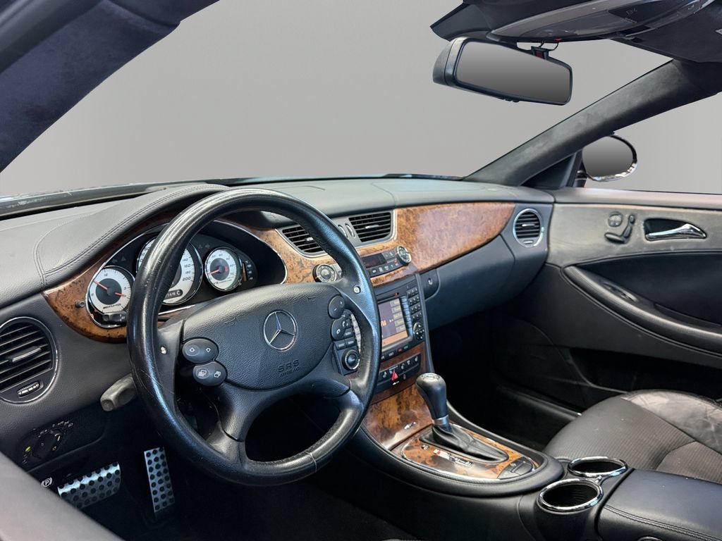 Used 2006 Mercedes-Benz CLS 55 AMG image 16