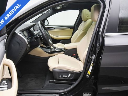Used 2023 BMW X4 xDrive30i w/ Convenience Package image 19