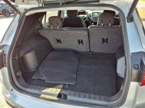 Used 2018 Chevrolet Equinox LT FWD image 27