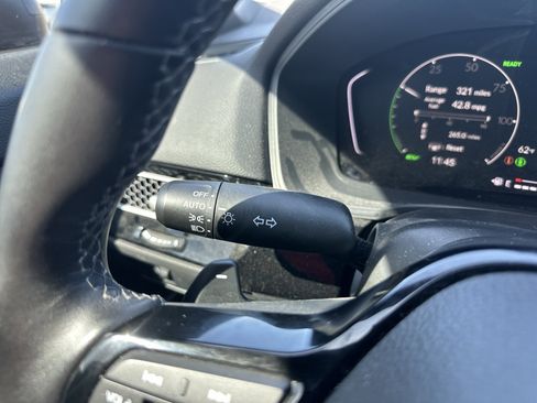 Certified 2025 Honda Civic Sport image 22