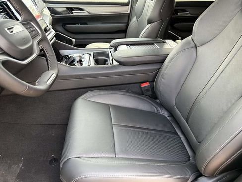 New 2026 Jeep Grand Wagoneer Limited w/ Premium Group II AWD/4WD image 25