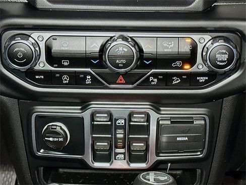 Used 2021 Jeep Wrangler Unlimited Sport image 13