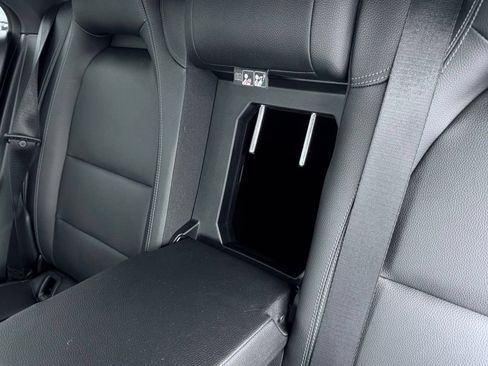 Used 2018 Mercedes-Benz CLA 250 4MATIC image 22