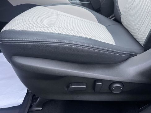 Used 2023 Subaru Forester Premium image 19