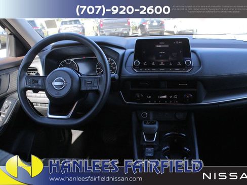 Used 2023 Nissan Rogue SV image 18