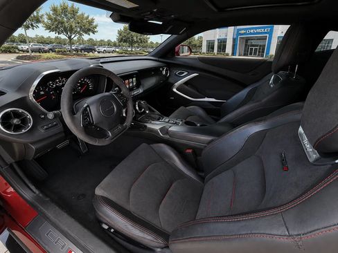 Used 2018 Chevrolet Camaro ZL1 RWD image 22