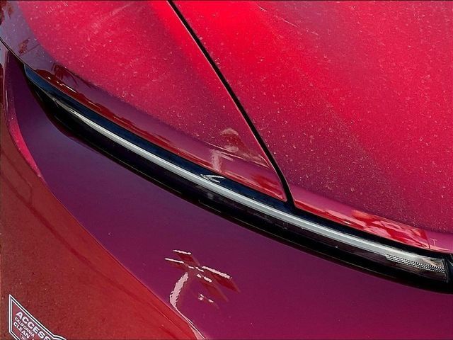 Certified 2024 Chevrolet Equinox EV LT FWD image 33