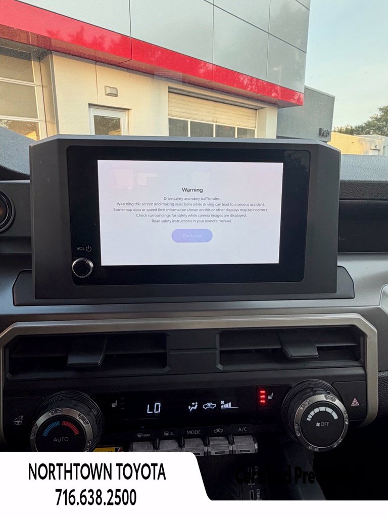 Used 2024 Toyota Tacoma SR5 AWD/4WD image 14