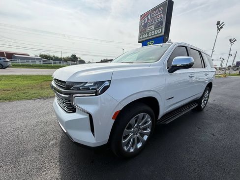 Used 2024 Chevrolet Tahoe Premier AWD/4WD image 8