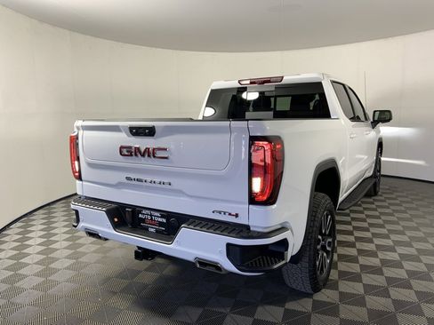 Used 2025 GMC Sierra 1500 AT4 w/ AT4 Premium Package image 3