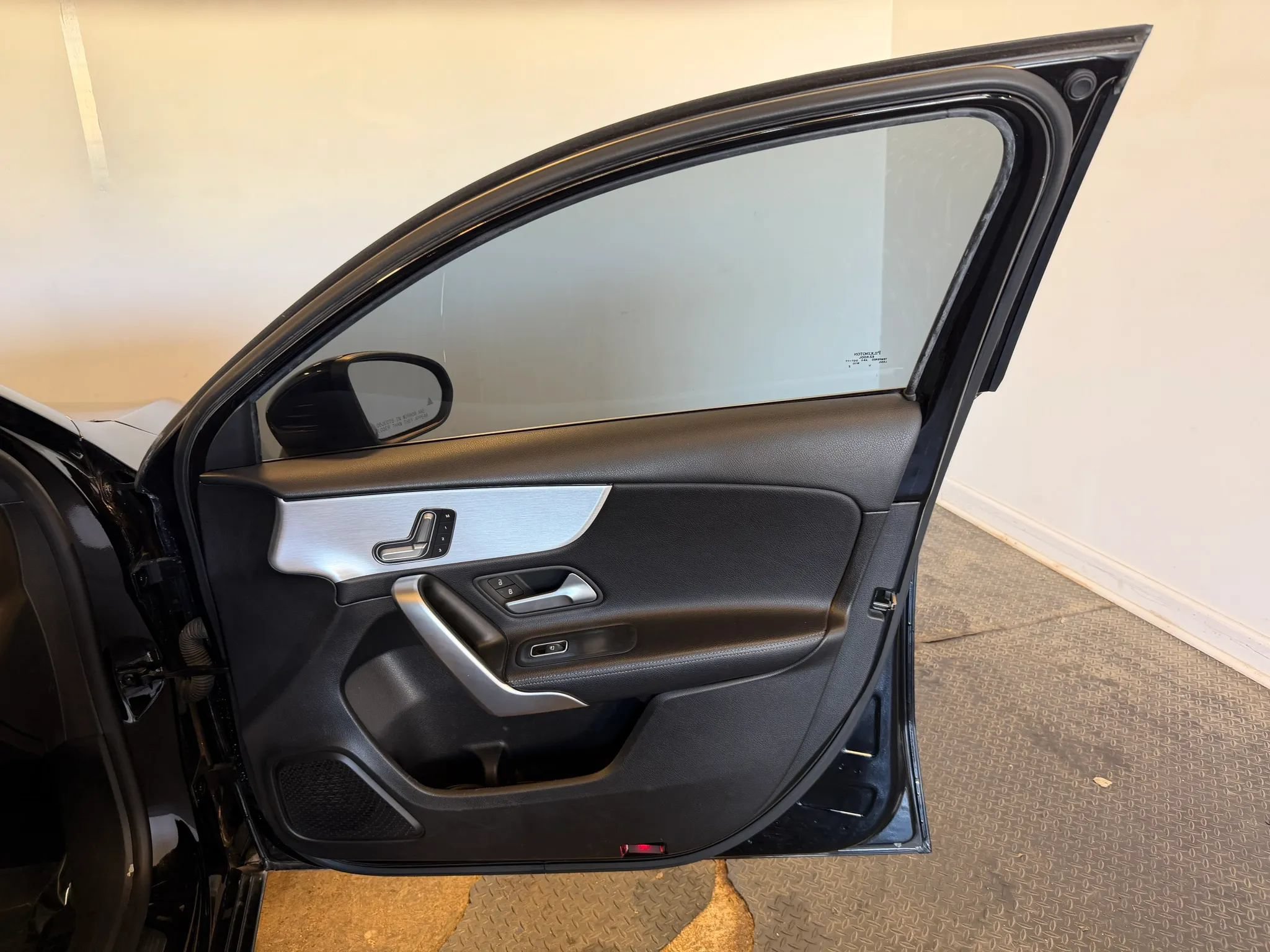 Used 2019 Mercedes-Benz A 220 4MATIC image 27