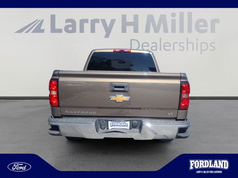 Used 2015 Chevrolet Silverado 1500 LT w/ LT Convenience Package AWD/4WD image 4