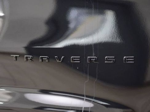 New 2026 Chevrolet Traverse RS w/ LPO, Floor Liner Package AWD/4WD image 17