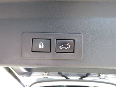 Used 2020 Subaru Ascent Limited w/ Technology Package AWD/4WD image 19