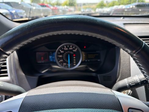 Used 2012 Ford Explorer XLT FWD image 22
