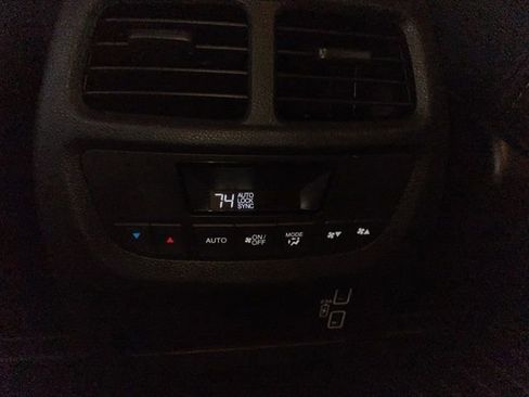 Used 2022 Honda Pilot Special Edition image 15