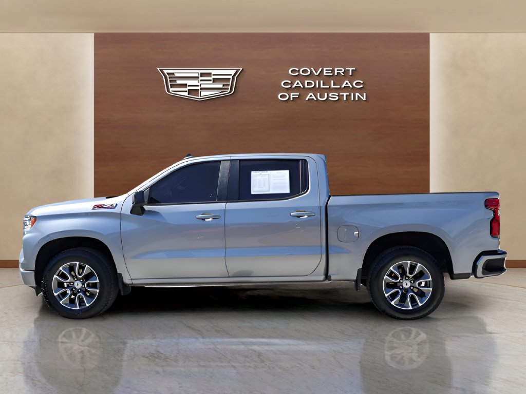 Used 2025 Chevrolet Silverado 1500 RST AWD/4WD image 2