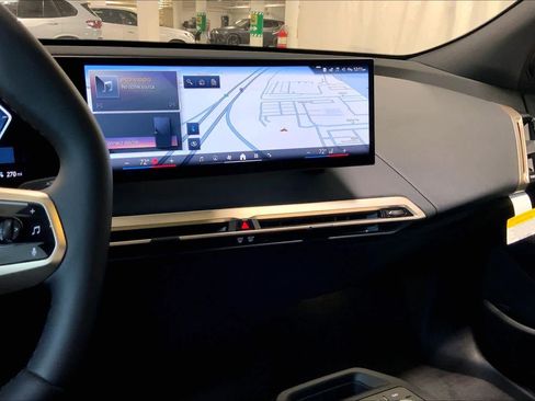 New 2026 BMW iX xDrive45 image 6