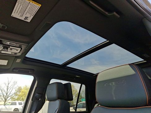 New 2026 GMC Yukon AT4 w/ AT4 Premium Plus Package image 12