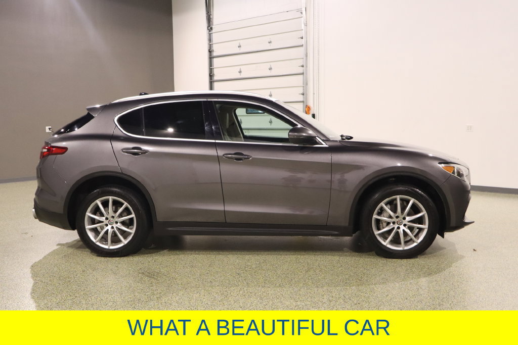 Used 2019 Alfa Romeo Stelvio Ti Lusso w/ Quick Order Package 22X Lusso AWD/4WD image 11