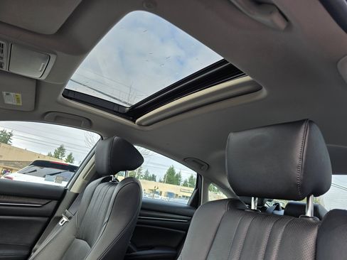 Used 2020 Honda Accord Touring image 24
