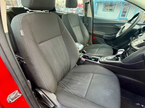 Used 2015 Ford Focus SE image 13