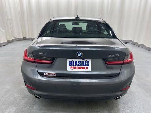 Used 2022 BMW 330i xDrive Sedan w/ Driving Assistance Package image 5