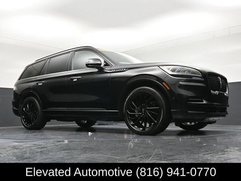 Used 2023 Lincoln Aviator Reserve w/ Equipment Group 201A AWD/4WD image 36