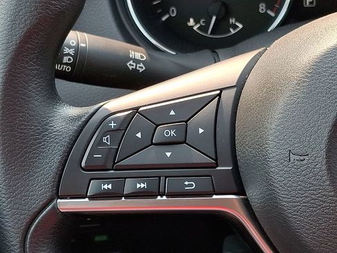 Used 2020 Nissan Rogue S AWD/4WD image 21