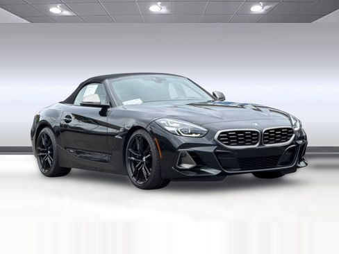 Used 2024 BMW Z4 M40i w/ Premium Package RWD image 7