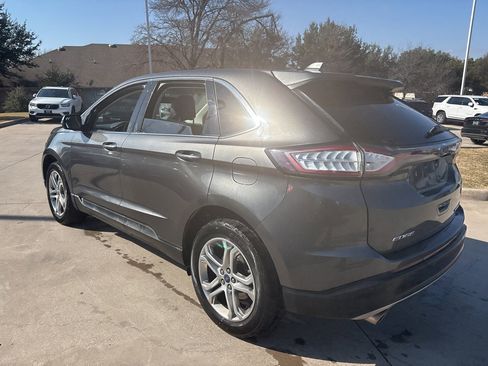 Used 2016 Ford Edge Titanium image 7