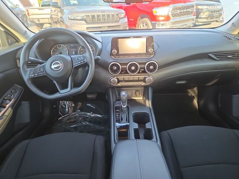 Used 2024 Nissan Sentra S FWD image 23
