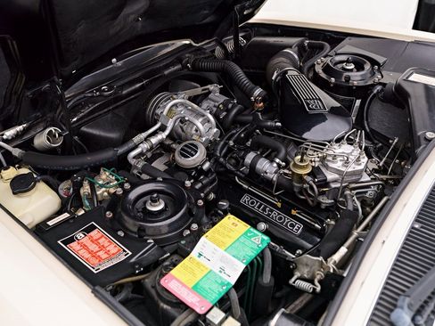 Used 1990 Rolls-Royce Silver Spur II image 24