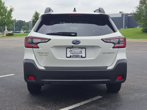 Certified 2025 Subaru Outback Premium AWD/4WD image 12