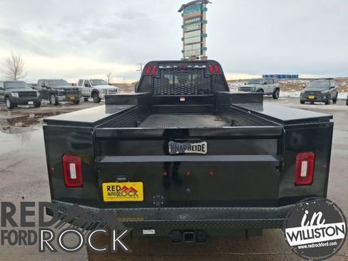 Used 2024 Ford F550 2WD Crew Cab Super Duty image 5