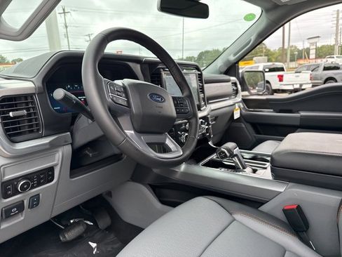 New 2025 Ford F150 Lariat w/ Equipment Group 502A High image 23