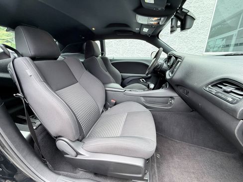 Used 2019 Dodge Challenger R/T Scat Pack w/ 1320 Drag Pack RWD image 44