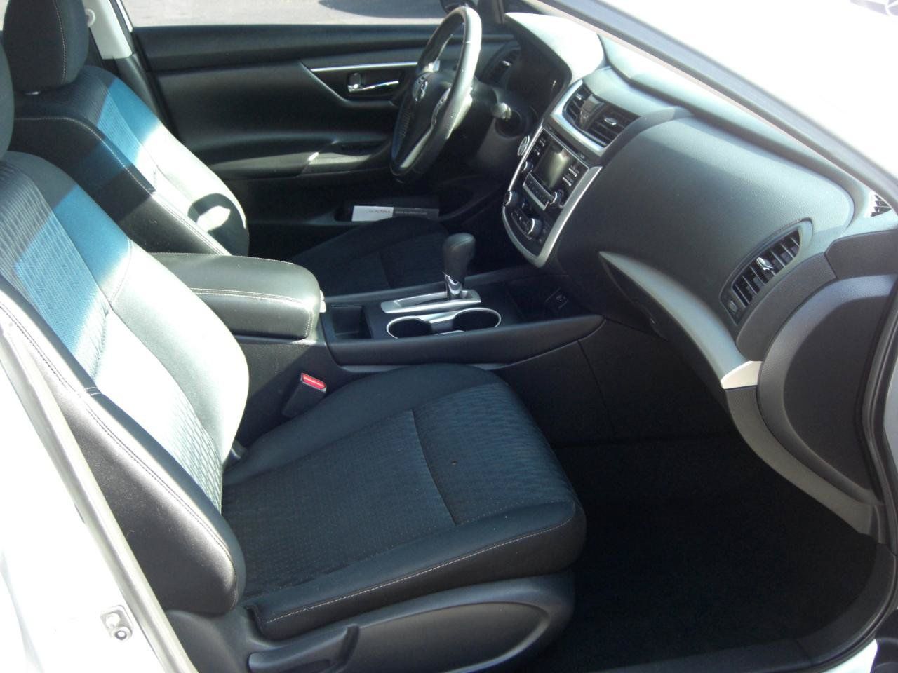 Used 2017 Nissan Altima 2.5 SV FWD image 15