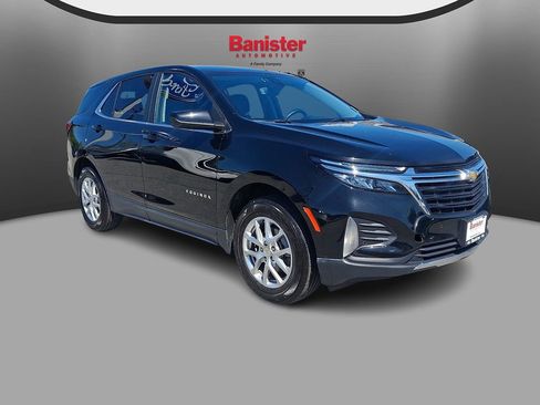 Used 2024 Chevrolet Equinox LT image 3