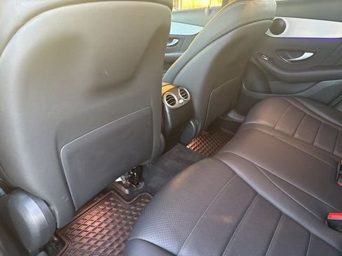 Used 2021 Mercedes-Benz GLC 300 4MATIC image 18