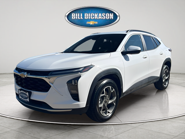 Used 2025 Chevrolet Trax LT FWD image 3