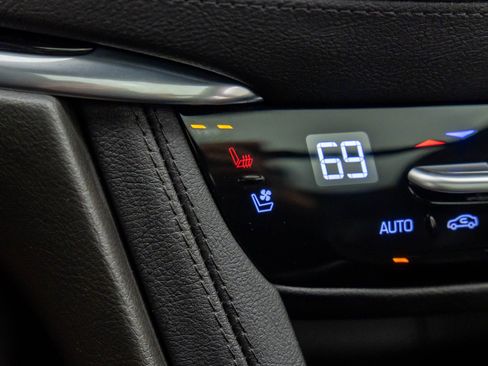 New 2025 Cadillac XT5 Premium Luxury image 23