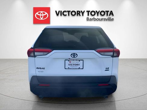 New 2025 Toyota RAV4 LE image 5
