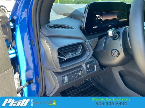 Used 2025 Chevrolet Silverado EV LT AWD/4WD image 25