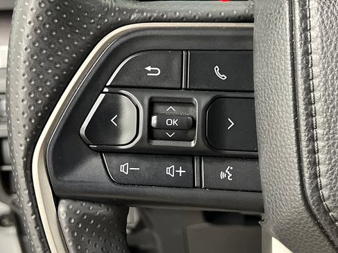Used 2025 Toyota 4Runner SR5 AWD/4WD image 47