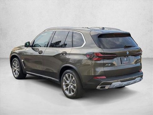 New 2026 BMW X5 xDrive40i w/ Premium Package image 2