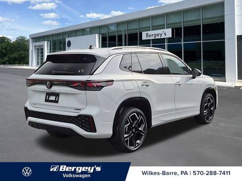 New 2026 Volkswagen Tiguan SEL R-Line AWD/4WD image 5