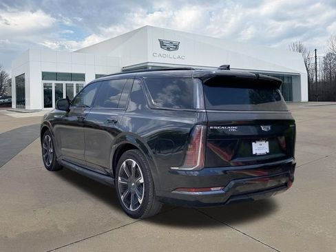 Certified 2026 Cadillac Escalade IQL Sport 1 w/ LPO, Floor Liner Package AWD/4WD image 13